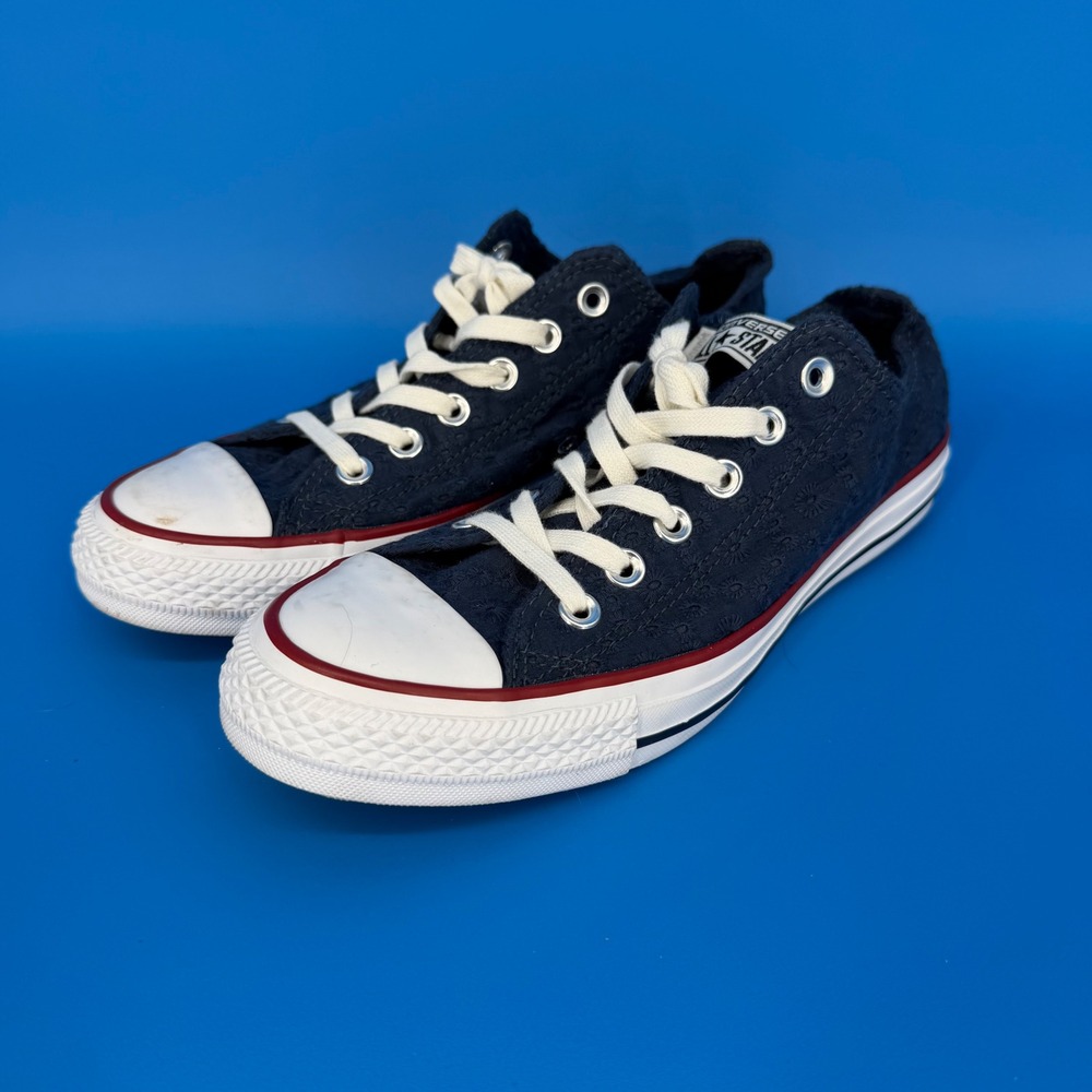 Converse Chuck Taylor All Star Navy Blue Floral Eyelet Sneakers 555979F Womens 8